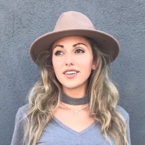 Meet your Posher, Quinn